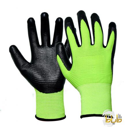 بررسی کیفی دستکش های کار 